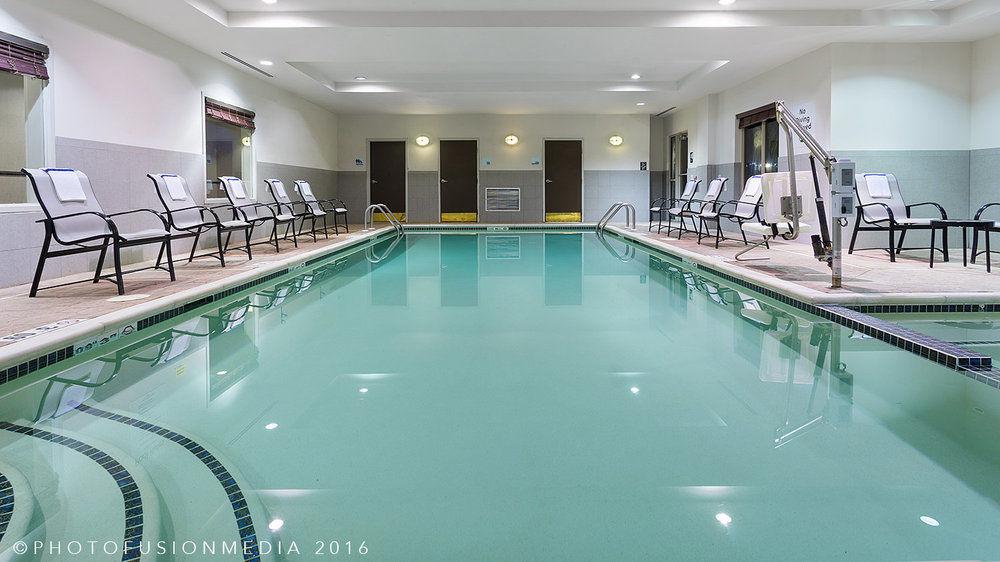 Holiday Inn Express And Suites Allentown West By Ihg Bagian luar foto