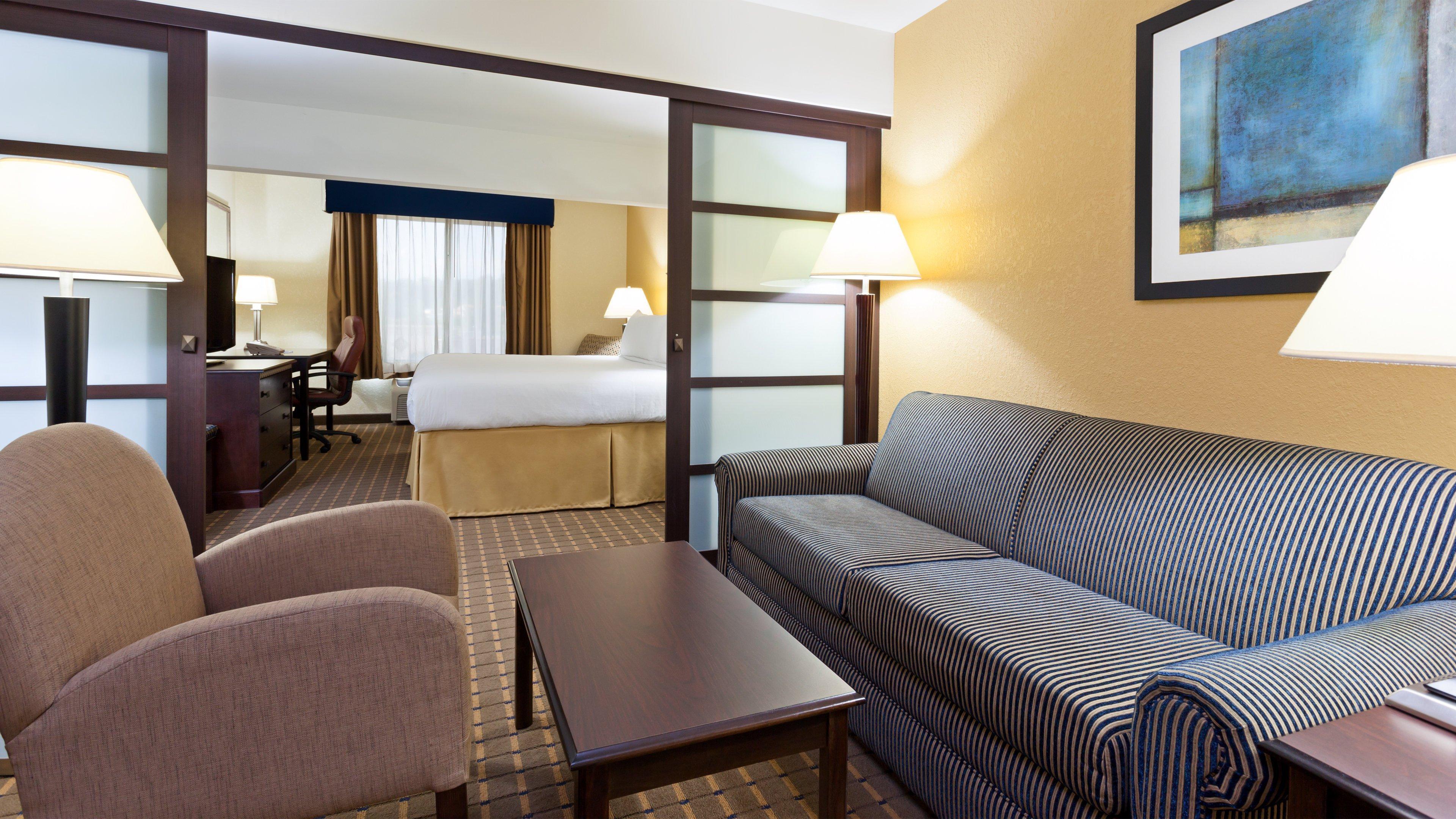 Holiday Inn Express And Suites Allentown West By Ihg Bagian luar foto