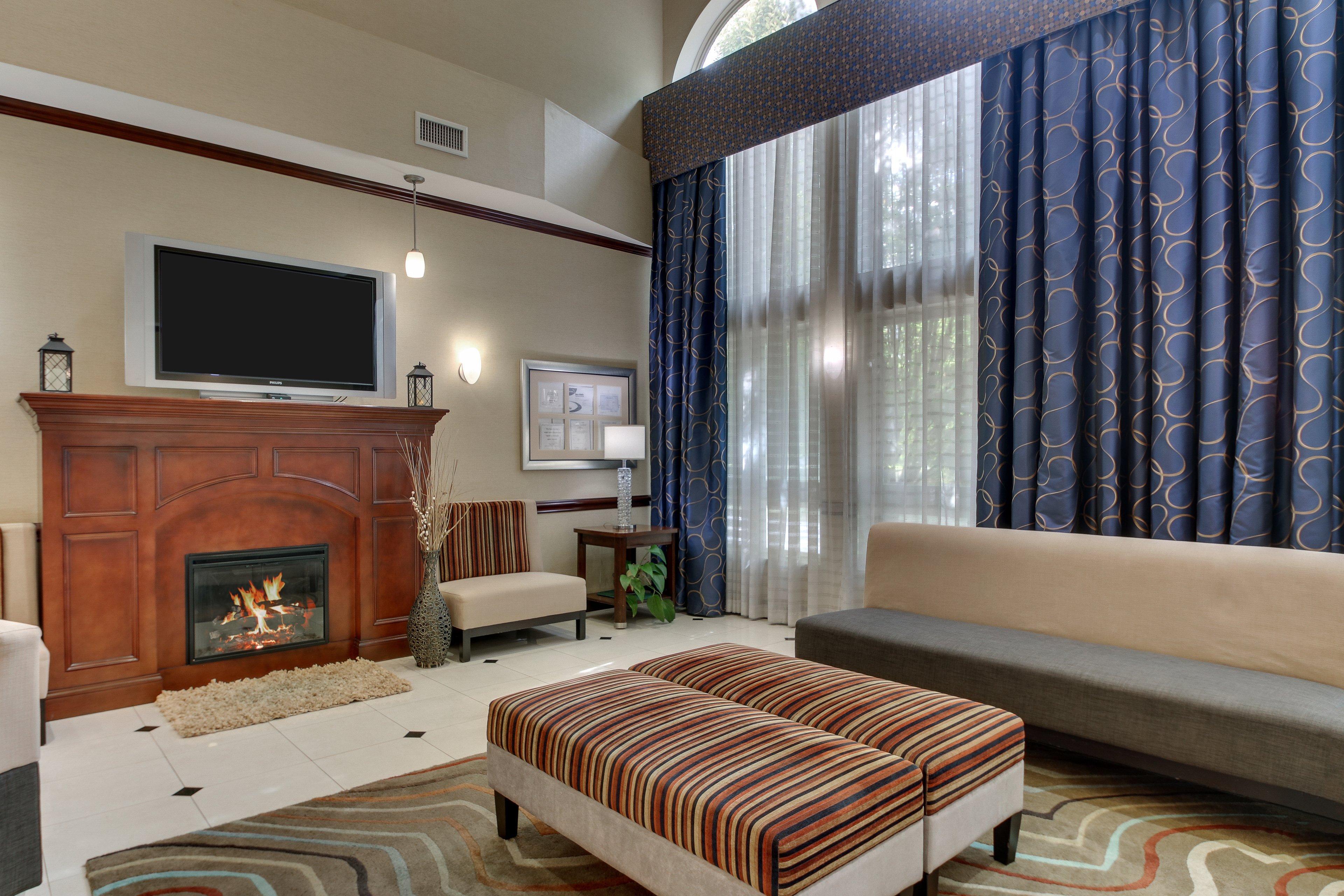 Holiday Inn Express And Suites Allentown West By Ihg Bagian luar foto
