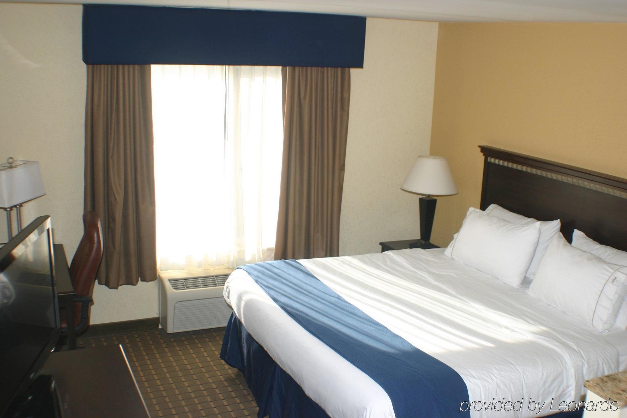 Holiday Inn Express And Suites Allentown West By Ihg Bagian luar foto