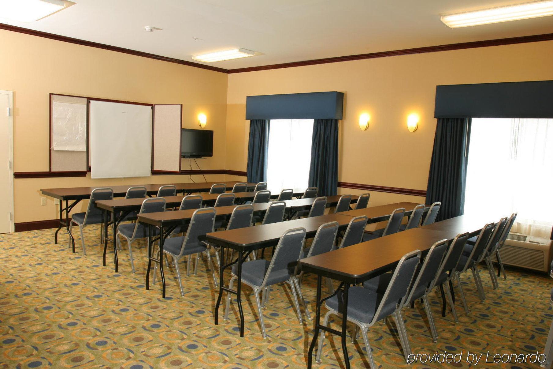 Holiday Inn Express And Suites Allentown West By Ihg Bagian luar foto