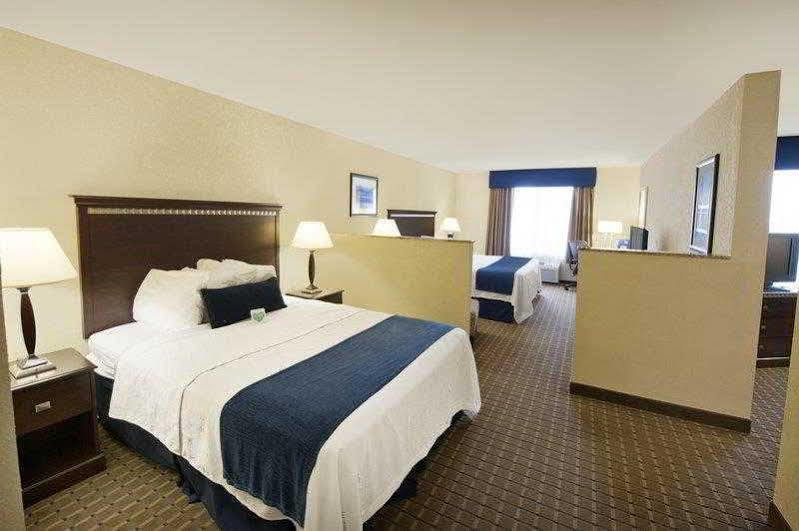 Holiday Inn Express And Suites Allentown West By Ihg Bagian luar foto