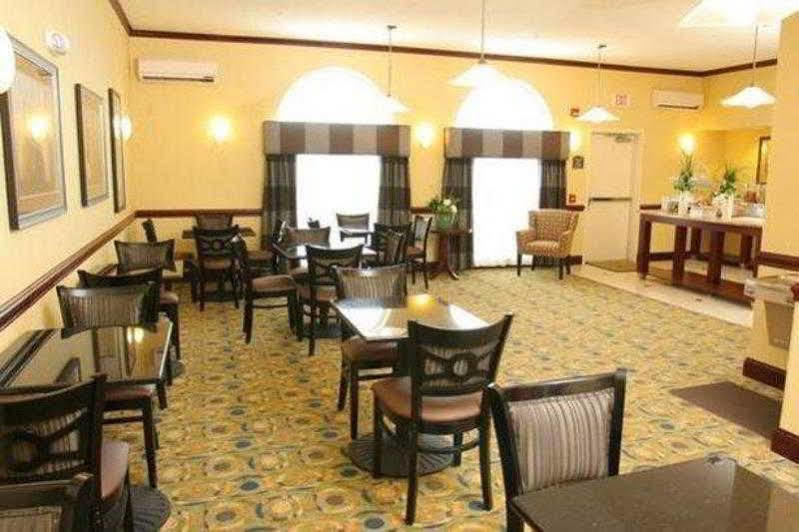 Holiday Inn Express And Suites Allentown West By Ihg Bagian luar foto