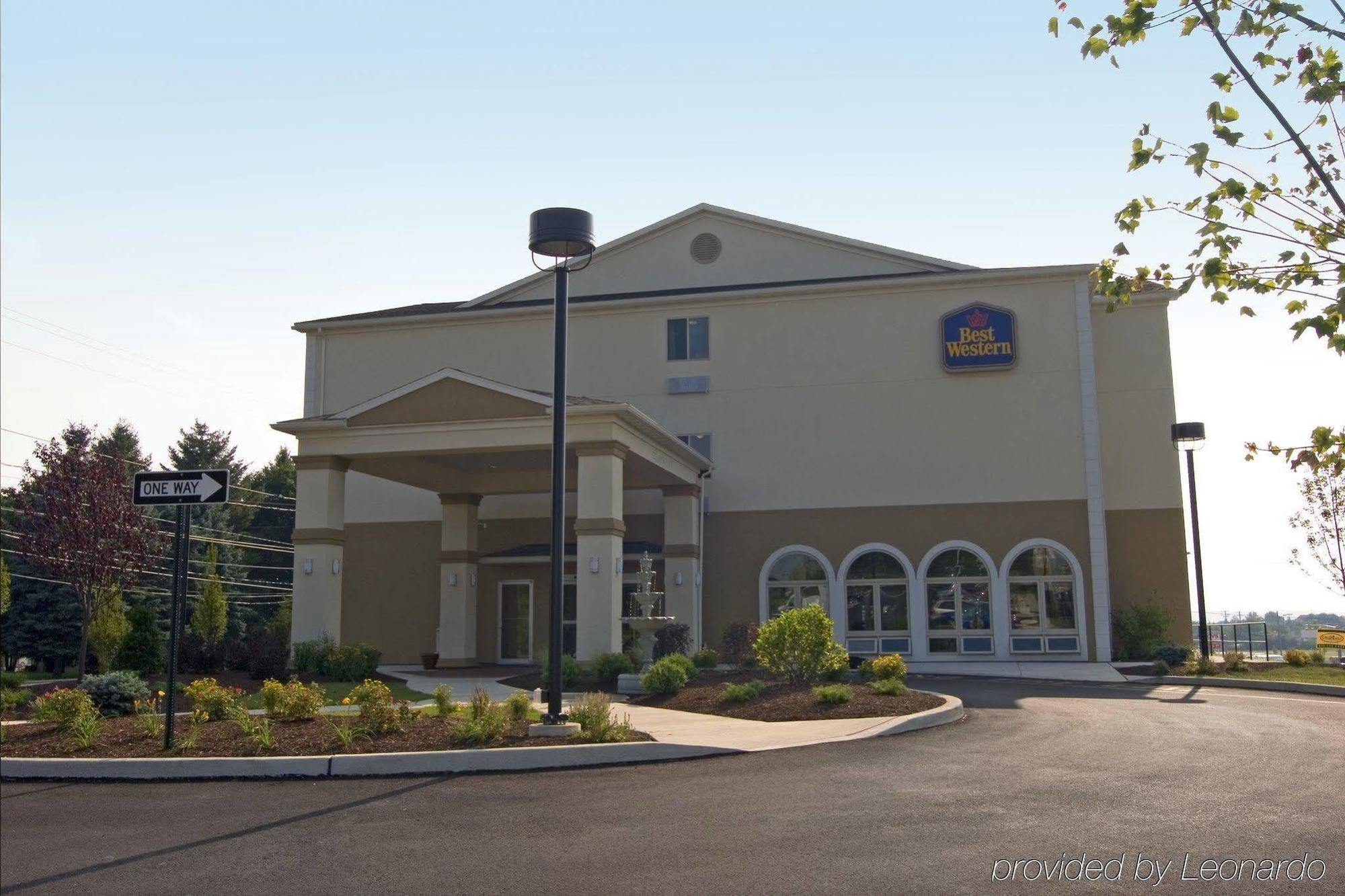 Holiday Inn Express And Suites Allentown West By Ihg Bagian luar foto