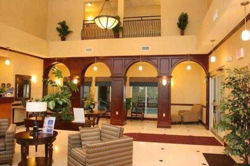 Holiday Inn Express And Suites Allentown West By Ihg Bagian luar foto