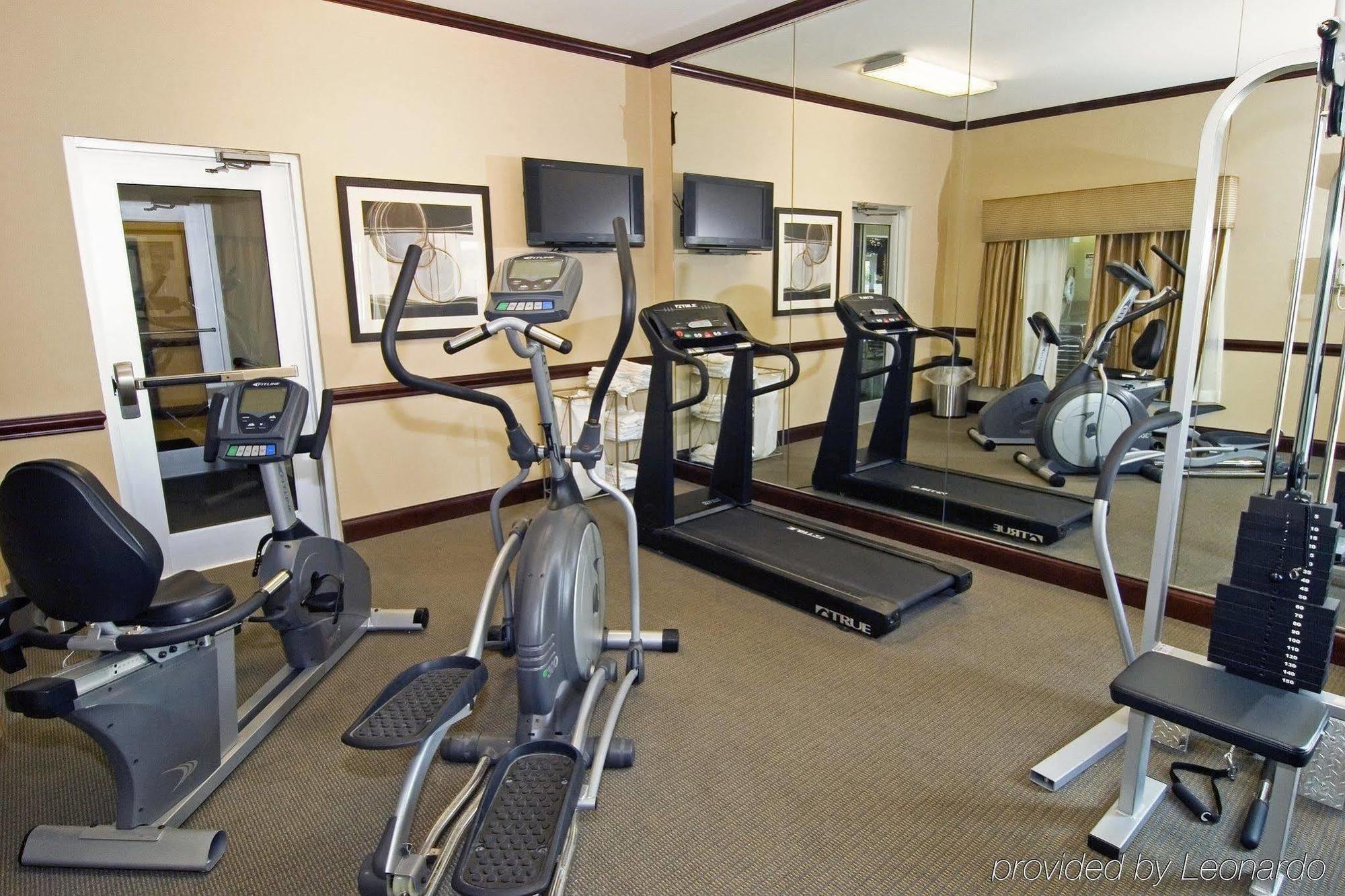 Holiday Inn Express And Suites Allentown West By Ihg Bagian luar foto